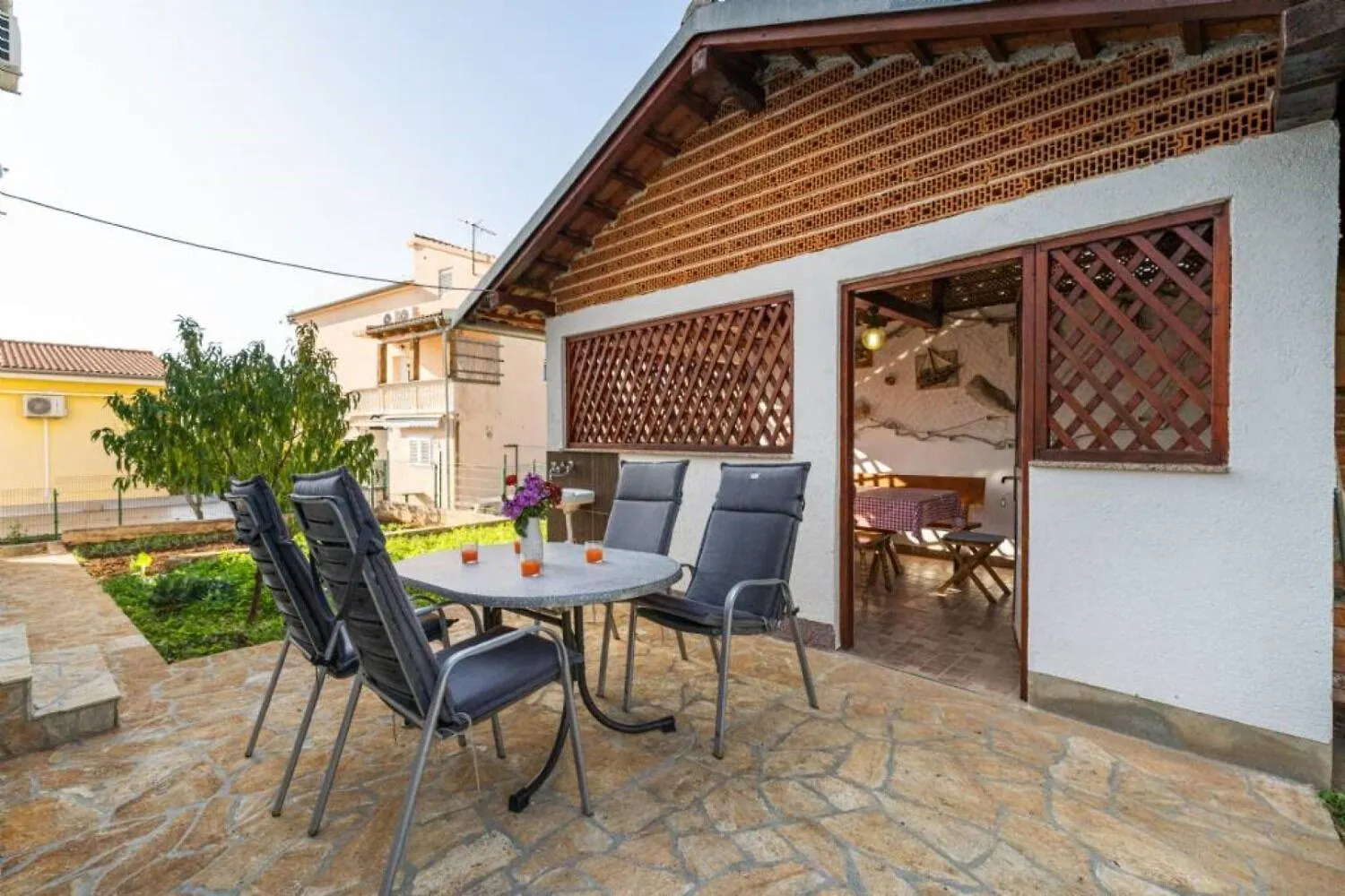 Apartments Tanja - 200M To The Beach Pakoštane